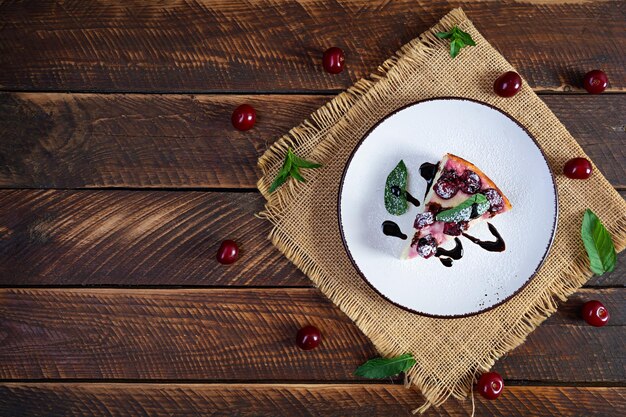 talerz z przygotowanym posiłkiem